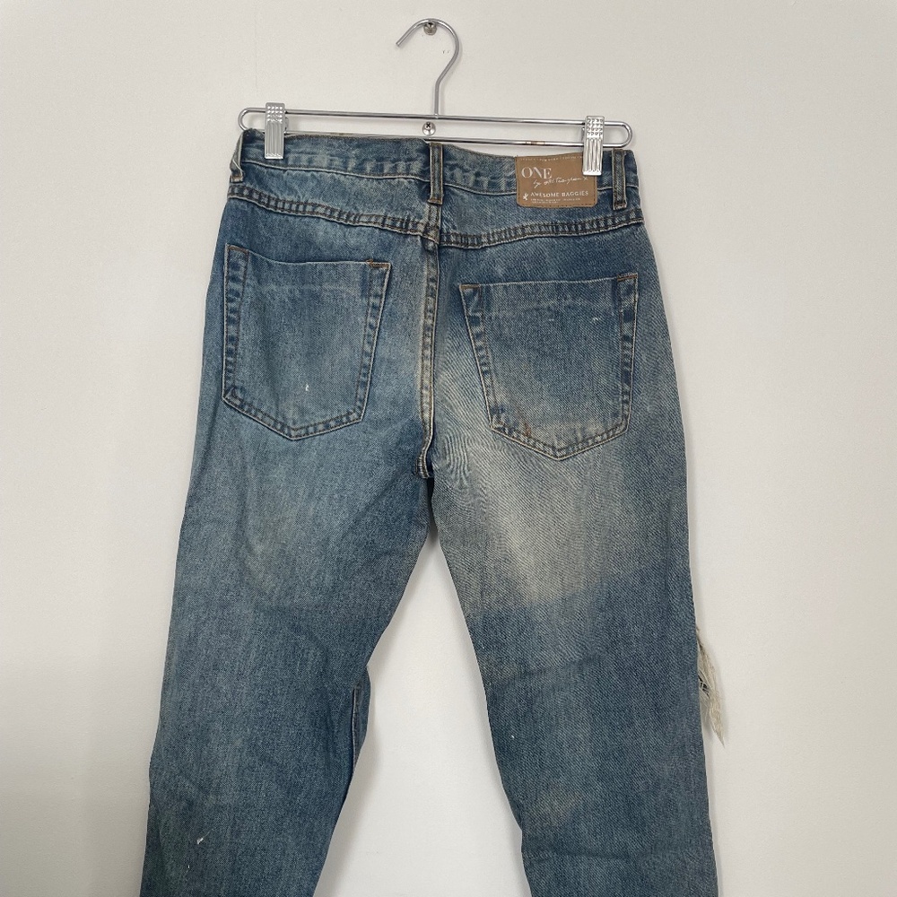 Low Rise Ripped Jeans - Picture 2 of 4